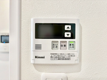 ���̑����ρ@�X�C�b�`�ЂƂŒǂ��������ł��܂�