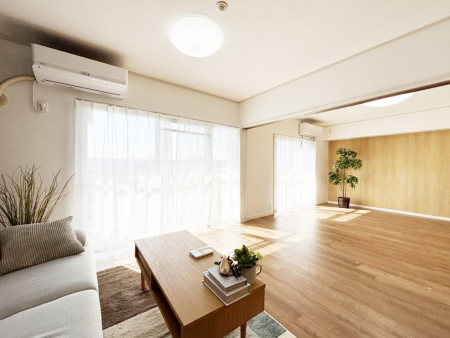 rO@Ƒ̓₩Șbŕ܂閾邢rO