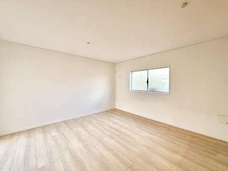 ���̑����ρ@�Ƒ������R�ƏW�܂�e���̃X�y�[�X�ɂȂ肻��