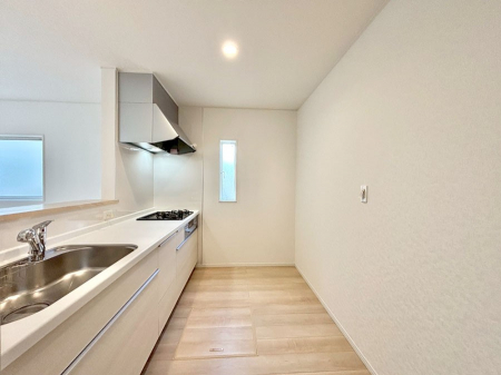 �L�b�`���@��Ƃ肠��L�b�`���ł͂��Ƒ��Ɗy�������������ł��܂��B