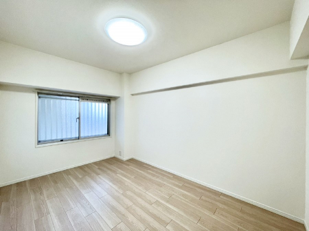 ���̑����ρ@�o���R�j�[���J�������v���X���Ă����m��  