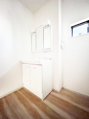 ���̑��@�L�X�Ƃ�Ƃ�̂��郉���h���[�X�y�[�X