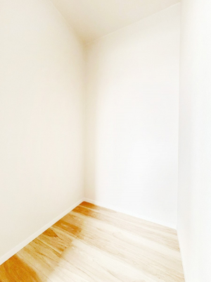 ���̑��@�G�߂̈ߗނ��X�b�L�����[�I��e�ʂ̎��[�͂����͓I��WIC�t���ł��B