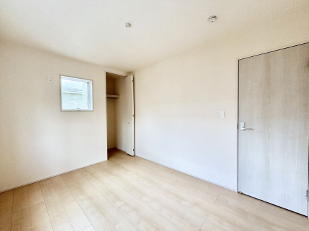 �q�������@�q�������ɂ��������߂Ȏ��[�X�y�[�X�����Ղ�̋���