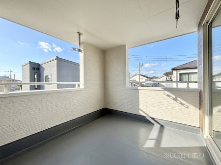 �o���R�j�[�@�C���i�[�o���R�j�[�Ȃ̂ŉJ�ł����󕨂����������o���āA���ʂ�������̂Ŋ������ǂ��A�������X�y�[�X�Ƃ��ďd�󂵂܂��B 