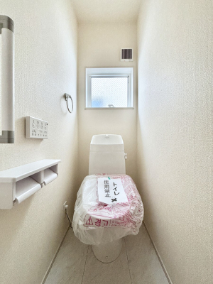 �g�C���@�g�C����1�K��2�K���ꂼ��ɔz�u����Ă��ĂƂĂ��֗��ł��B 