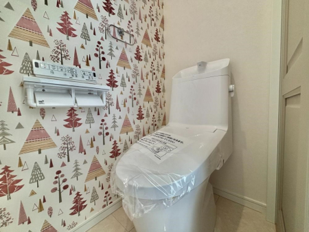 �g�C���@�������̂���g�C����1�K��2�K���ꂼ��ɔz�u