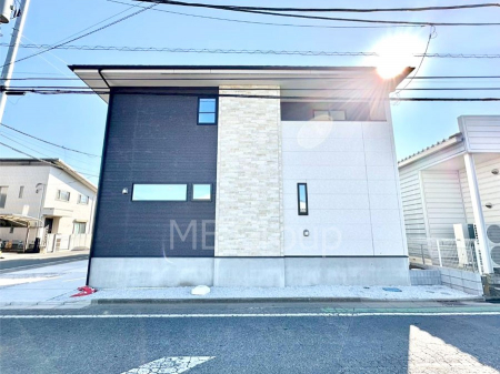 ���n�O�ώʐ^�@�������ꂽ�O�ρA�㎿�ȏZ��Ԃ��L���鎺���͉i�����S���ĉ߂�����Z���ł��B 