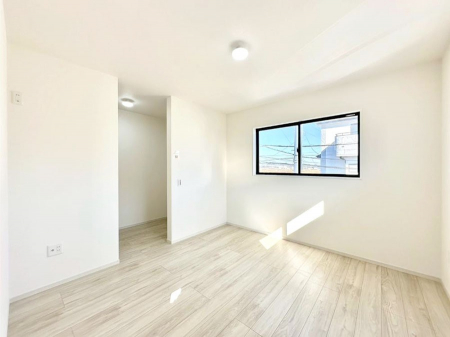 �q�������@�q�������ɂ��������߂Ȏ��[�X�y�[�X�����Ղ�̋���