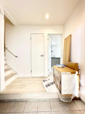 ���ց@�Ƒ��̋A��₨�q�l�������������}���錺��  