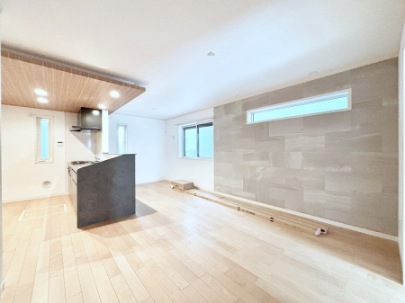 ���r���O�@�Z�ޕ��̌��������o�����A�C���e���A���l����̂��y���݂ȃ��r���O�ł��I 