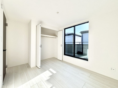 ���̑����ρ@���邢�o���R�j�[�T�C�h�ɗm����ݒu�B�ڊo�߂̗ǂ��Q���ɁB 