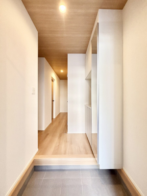 ���ց@�Ƒ��̋A��₨�q�l�������������}���錺��  �@