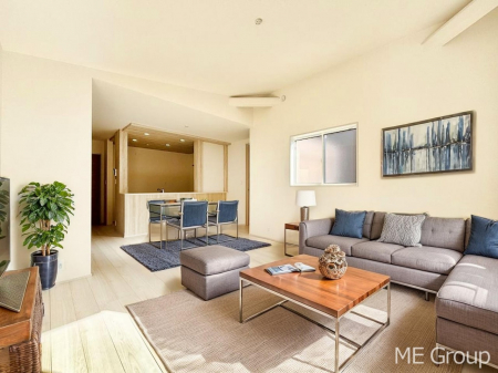 ���r���O�@�������������͋C�̂k�c�j�͉Ƒ��݂�Ȃ̉��K��ԁ��Ƌ��CG�ł�