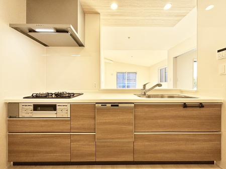 �L�b�`���@�������������I�ɁA�y�����I�V�X�e���L�b�`��  