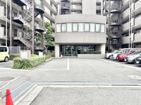 �G���g�����X�@�������������͋C�̃G���g�����X