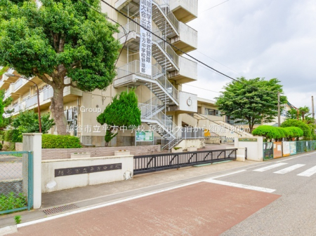 ���ӊ��@���w�Z 1800m �z�J�s���������w�Z