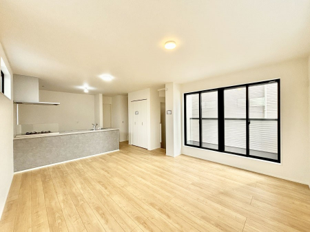 ���r���O�@�Z�ޕ��̌��������o�����A�C���e���A���l����̂��y���݂ȃ��r���O�ł��I 