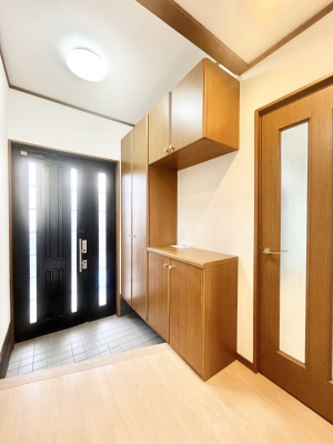 ���ց@�Ƒ��̋A��₨�q�l�������������}���錺��  