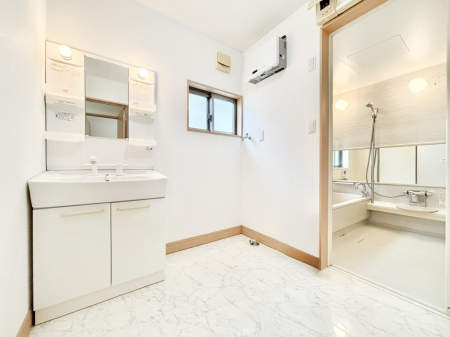 ���̑��@�g�x�x���X���[�Y�ɂ����Ȃ���E�ߏ�B  