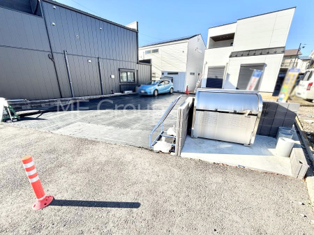 ���n�y�n�ʐ^�@����z���ł��Ƒ��̏Ί���P��