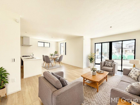 ���r���O�@���Ƒ��̓��₩�Șb�����ŕ�܂�閾�邢���r���O  ���Ƌ��CG�ł�