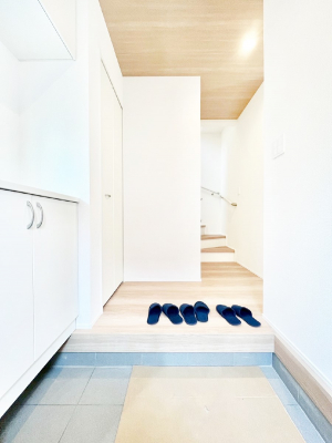 ���ց@�Ƒ��̋A��₨�q�l�������������}���錺��