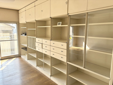 ���[�@�����Ղ�̎��[�X�y�[�X�ł��ł��Z��Ԃ��X�b�L���ۂĂ���