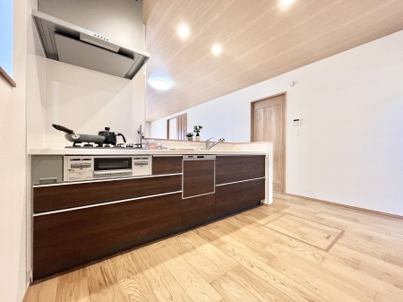 �L�b�`���@��Ƃ肠��L�b�`���ł͂��Ƒ��Ɗy�������������ł��܂��B