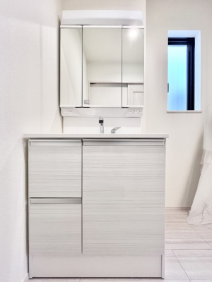 ���ʑ�E���ʏ��@�傫�����₷���O�ʋ��Ő�����������ʑ�́A�g�����Ȃ݃`�F�b�N�┧�̂������ɂ������߂ł��B 