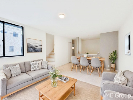 ���r���O�@���Ƒ��̓��₩�Șb�����ŕ�܂�閾�邢���r���O  ���Ƌ��CG�ł��@