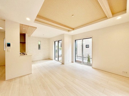 ���r���O�@�܏�V�䂪�k�c�j�ɊJ�������v���X�I�Ƒ��݂�Ȃ�������芰���܂�