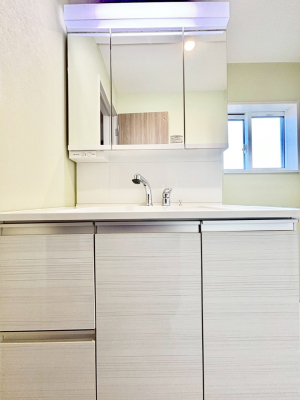 ���ʑ�E���ʏ��@�傫�����₷���O�ʋ��Ő�����������ʑ�́A�g�����Ȃ݃`�F�b�N�┧�̂������ɂ������߂ł��B