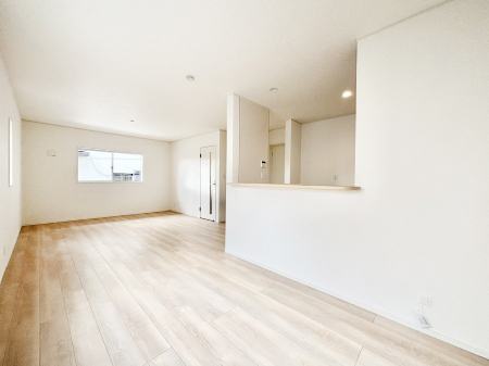 ���̑����ρ@�i�`�������e�C�X�g�̗D�����_�炩���F�g���̃t���[�����O���f�G�ȃ��r���O�ł��ˁB