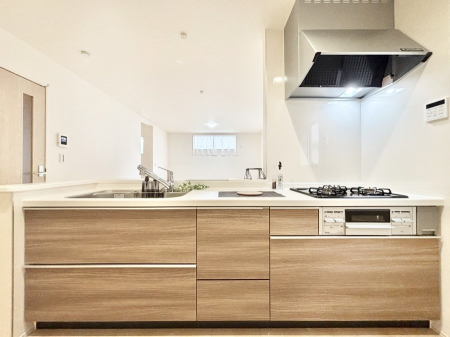 �L�b�`���@�������������I�ɁA�y�����I�V�X�e���L�b�`��  