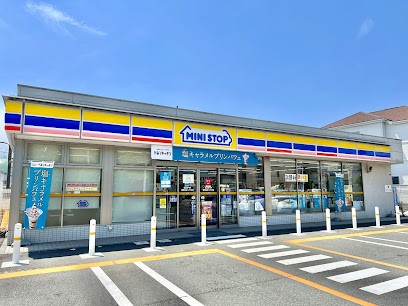 ���ӊ��@�R���r�j 600m �~�j�X�g�b�v ���n�J���P���ړX