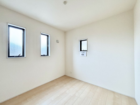 ���̑����ρ@2�ʍ̌����m�ۂ������邢��ԁB�Ƒ��݂�Ȃ����K�ȕ�炵����������݌v�ł��B