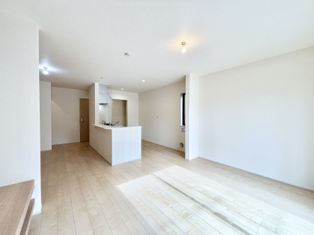 ���̑����ρ@�Ƒ������R�ƏW�܂�e���̃X�y�[�X�ɂȂ肻��