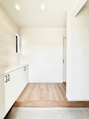 ���ց@�Ƒ��̋A��₨�q�l�������������}���錺��