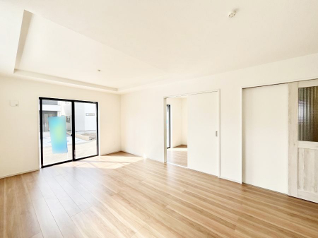 ���̑����ρ@�Ƒ������R�ƏW�܂�e���̃X�y�[�X�ɂȂ肻��