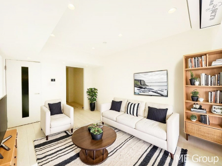 ���r���O�@�������������͋C�̂k�c�j�͉Ƒ��݂�Ȃ̉��K��ԁ��Ƌ��CG�ł�