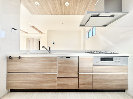 �L�b�`���@�������������I�ɁA�y�����I�V�X�e���L�b�`��  