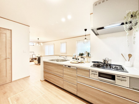 �L�b�`���@�J�E���^�[�z���Ɋy����������ׂ�B�����̂������������Ɣ��������Ȃ肻���ł��ˁB 