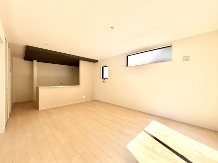 ���r���O�@�Z�ޕ��̌��������o�����A�C���e���A���l����̂��y���݂ȃ��r���O�ł��I 