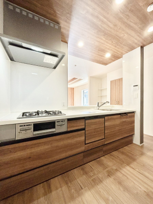 �L�b�`���@���r���O�ŗV�Ԃ��q�l�������Ȃ��炨�������ł���ΖʃL�b�`���@