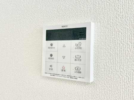 ���ց@��؂ȉƑ��A���q���o�}���錺�ցB