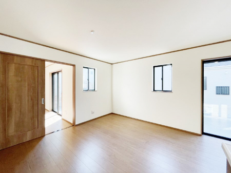 ���̑����ρ@�Ƒ������R�ƏW�܂�e���̃X�y�[�X�ɂȂ肻��