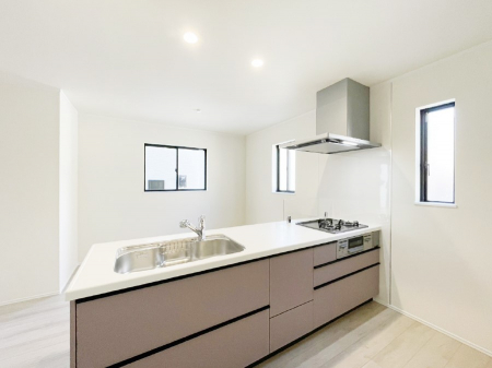 �L�b�`���@���������Ȃ��炲�Ƒ��Ƃ̉�b���y���߂�ΖʃJ�E���^�[�L�b�`��