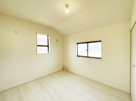 ���̑����ρ@�u�₩�ȓ��������������S�̂�D������ݍ���ł���܂�