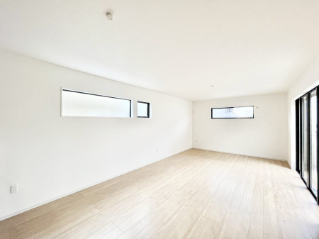 ���̑����ρ@�Ƒ������R�ƏW�܂�e���̃X�y�[�X�ɂȂ肻��